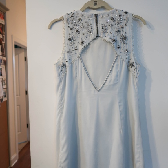 Ecoté Jasmina Velvet Embellished Mini Shift Dress - Picture 4 of 8